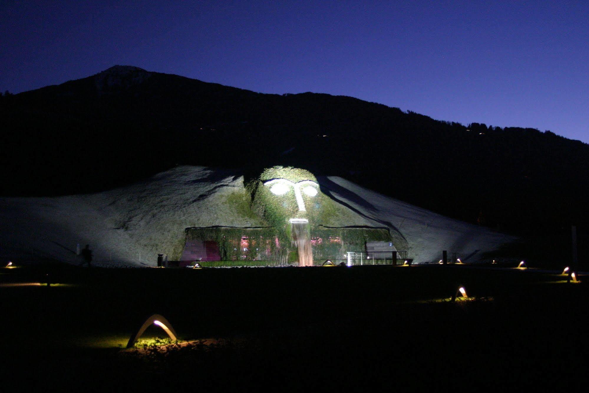 Austria Classic Hotel Heiligkreuz Hall in Tirol Exteriör bild