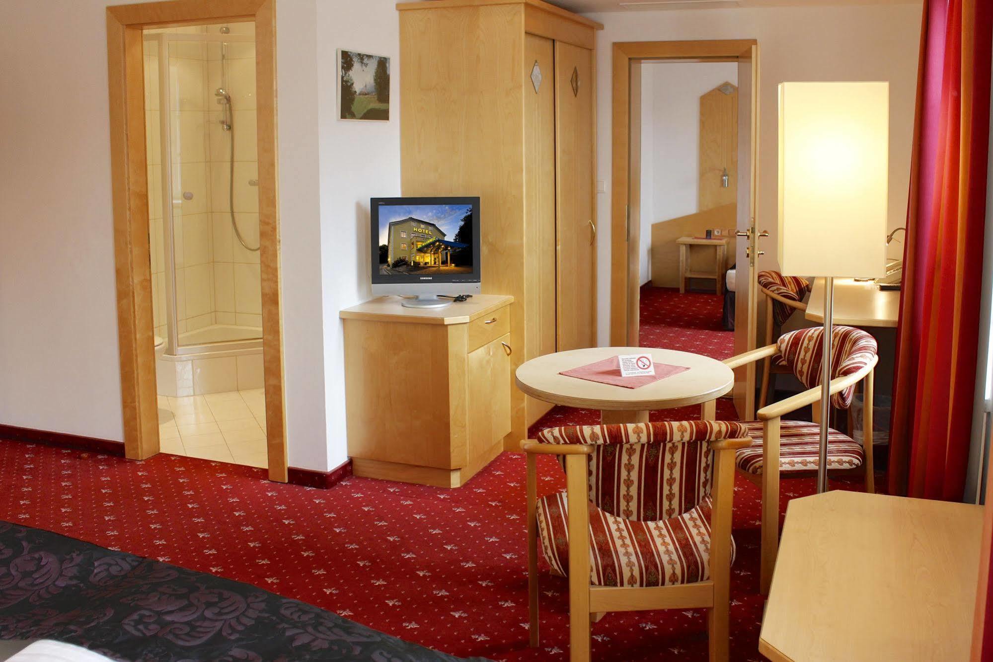 Austria Classic Hotel Heiligkreuz Hall in Tirol Exteriör bild