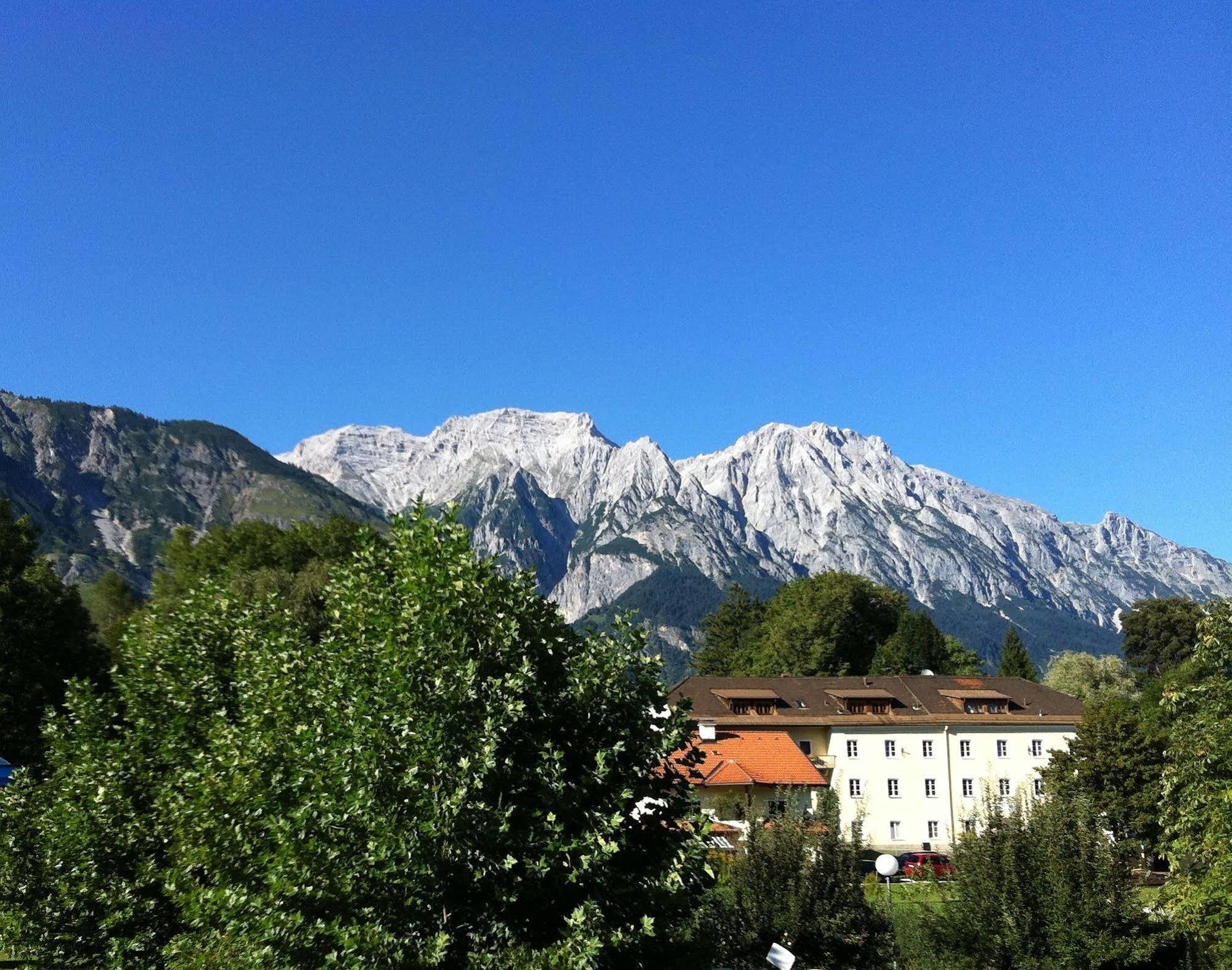 Austria Classic Hotel Heiligkreuz Hall in Tirol Exteriör bild
